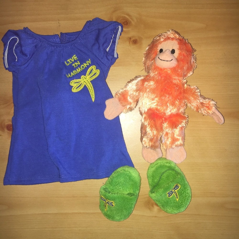 2010 Lanier pajamas with monkey